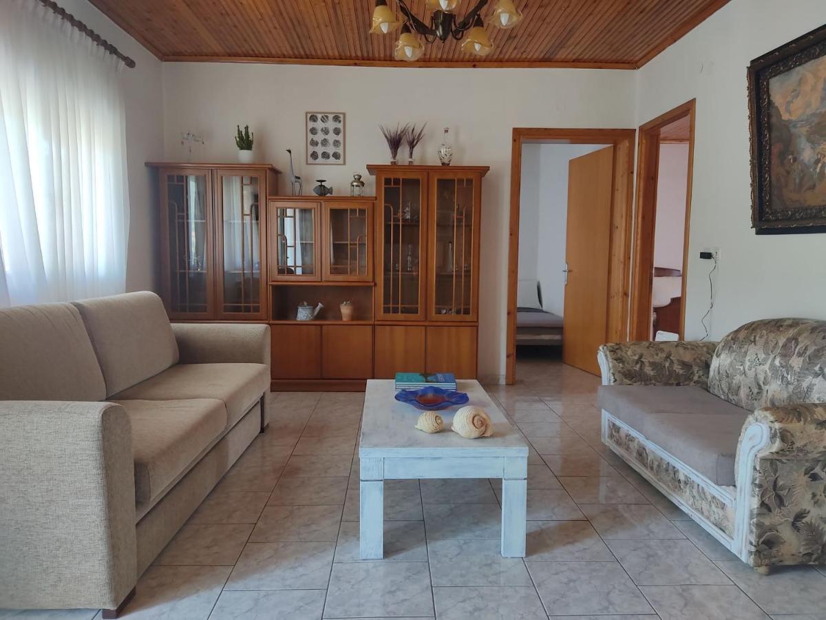 Anasa Appartement Stavros  Buitenkant foto
